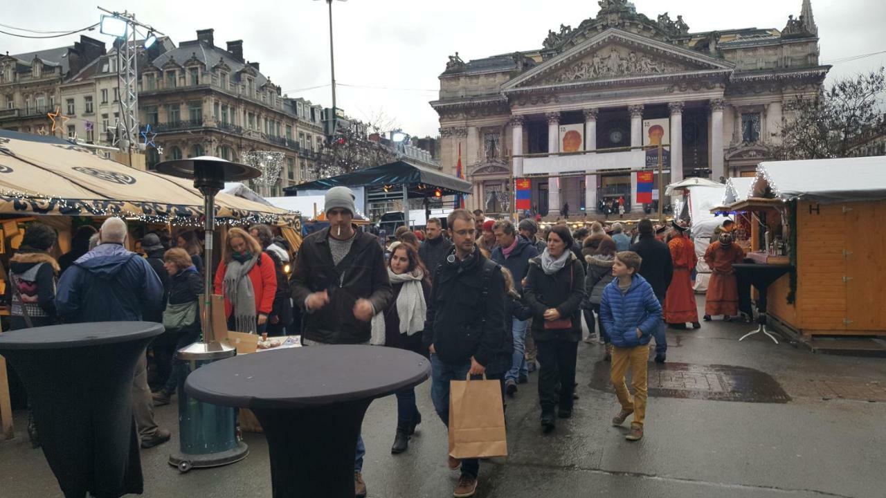 Les Pieds A La Grande Place Brussel Eksteriør bilde